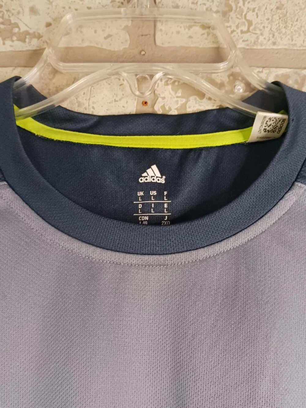 Adidas Mens Large T Shirt Gray Short Sleeve Moisture Wicking Work Shirt (Read)